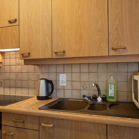 아파트 Between Lakes - 54 *