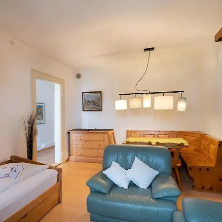 Between Lakes - 54 인터라켄