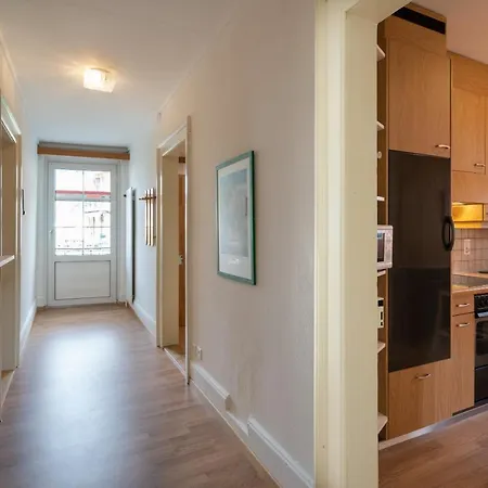 Between Lakes - 54 아파트 *