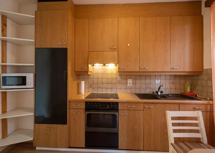 Between Lakes - 54 Інтерлакен