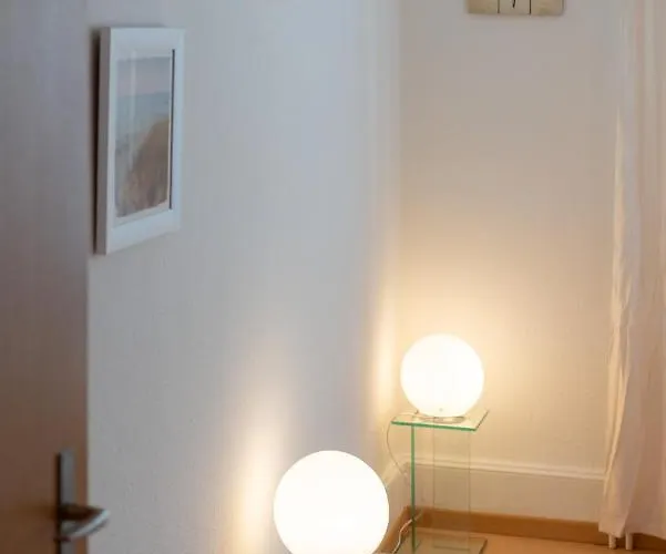 Between Lakes - 54 Апартаменти *