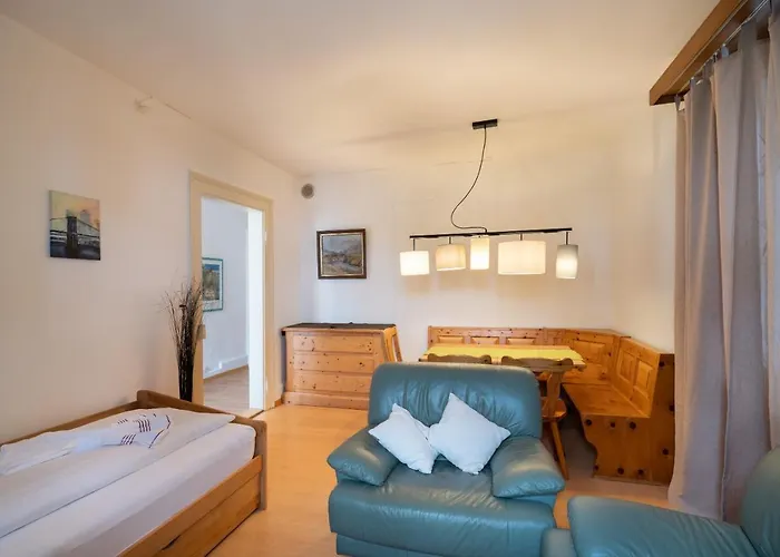 Between Lakes - 54 Інтерлакен