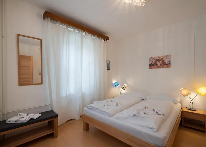 Between Lakes - 54 Apartman *