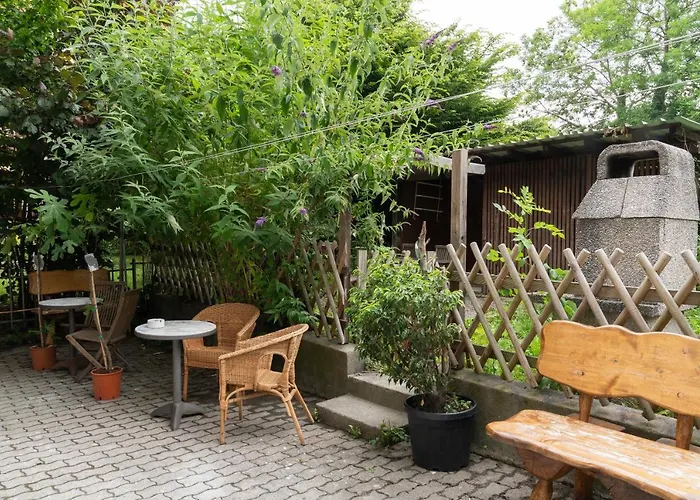 Between Lakes - 54 Interlaken